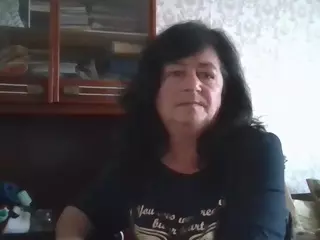 krisshurdlove's Live Sex Cam Show