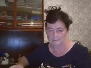 krisshurdlove's Live Sex Cam Show