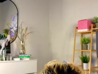 AlbertaDockray's Live Sex Cam Show