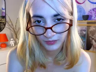 AlbertaDockray's Live Sex Cam Show
