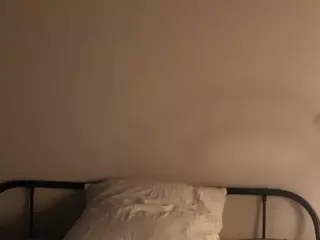 AlbertaDockray's Live Sex Cam Show