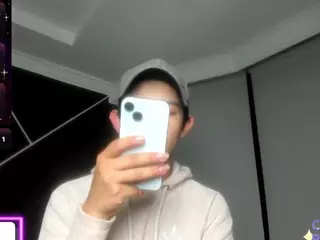 AlecAndrews's Live Sex Cam Show