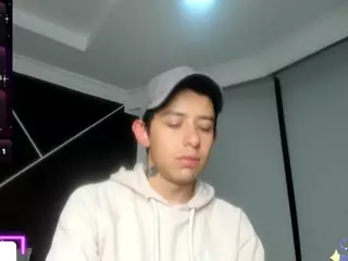 AlecAndrews's Live Sex Cam Show