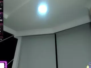 AlecAndrews's Live Sex Cam Show