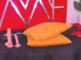 Brittanybunnyasm's Live Sex Cam Show
