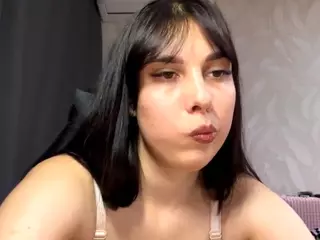 Kira's Live Sex Cam Show