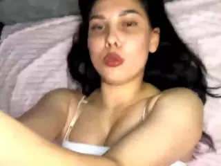 Kira's Live Sex Cam Show