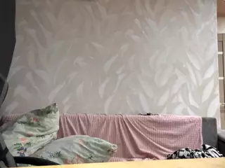 Kira's Live Sex Cam Show