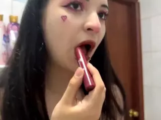 Luna's Live Sex Cam Show