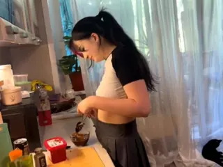Luna's Live Sex Cam Show