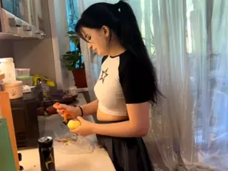 Luna's Live Sex Cam Show