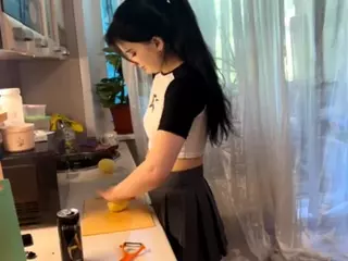 Luna's Live Sex Cam Show