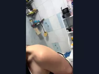 Luna's Live Sex Cam Show