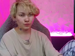 esajukyy's Live Sex Cam Show