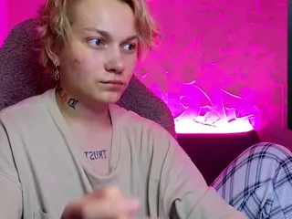 esajukyy's Live Sex Cam Show