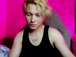 esajukyy's Live Sex Cam Show