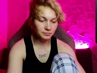 esajukyy's Live Sex Cam Show