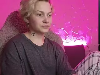 esajukyy's Live Sex Cam Show