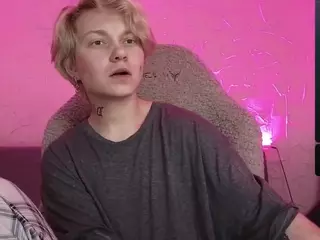 esajukyy's Live Sex Cam Show