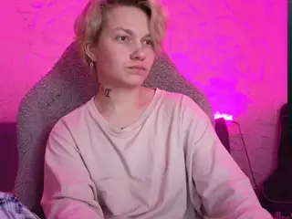 esajukyy's Live Sex Cam Show