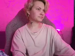 esajukyy's Live Sex Cam Show