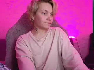 esajukyy's Live Sex Cam Show