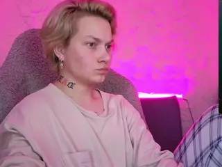 esajukyy's Live Sex Cam Show