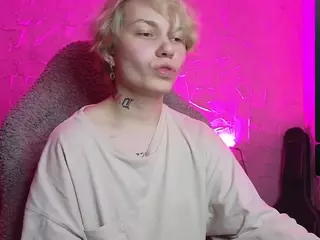 esajukyy's Live Sex Cam Show