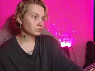 esajukyy's Live Sex Cam Show