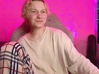 esajukyy's Live Sex Cam Show