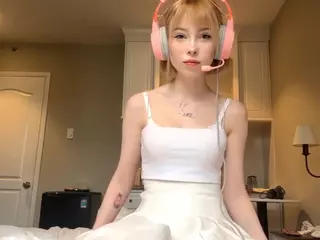 EsmaCorby's Live Sex Cam Show