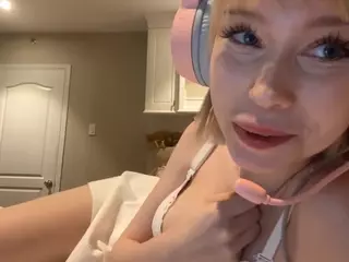 EsmaCorby's Live Sex Cam Show