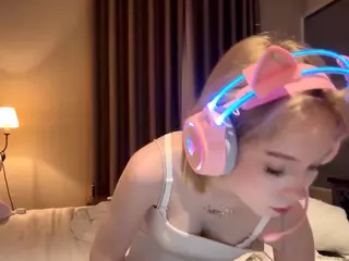 EsmaCorby's Live Sex Cam Show