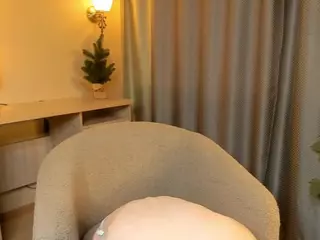 EugeniaCreighton's Live Sex Cam Show