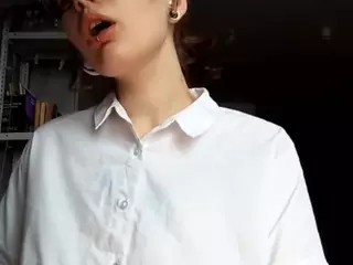 Tanya's Live Sex Cam Show