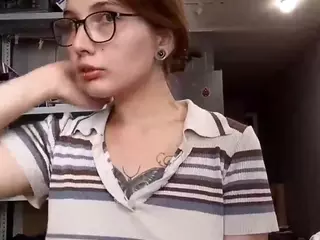 Tanya's Live Sex Cam Show