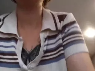 Tanya's Live Sex Cam Show