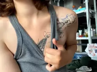 Tanya's Live Sex Cam Show