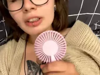 Tanya's Live Sex Cam Show