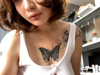 Tanya's Live Sex Cam Show
