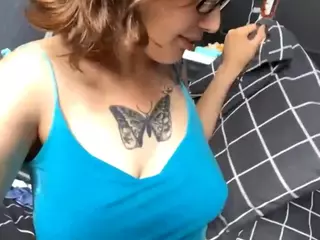 Tanya's Live Sex Cam Show