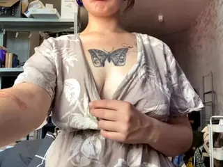 Tanya's Live Sex Cam Show