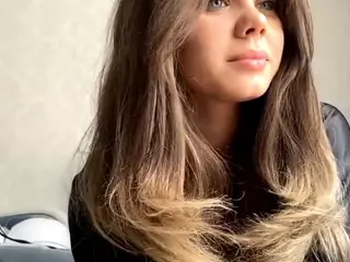 Mia's Live Sex Cam Show