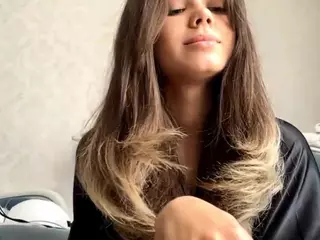 Mia's Live Sex Cam Show