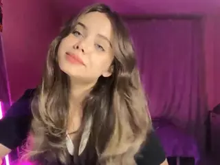 Mia's Live Sex Cam Show