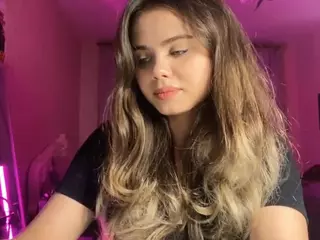 Mia's Live Sex Cam Show