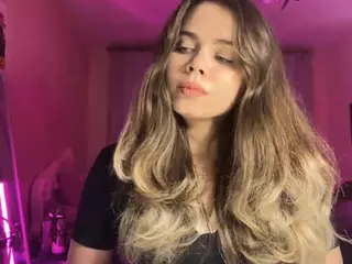 Mia's Live Sex Cam Show