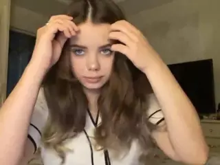 Mia's Live Sex Cam Show