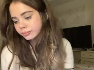 Mia's Live Sex Cam Show