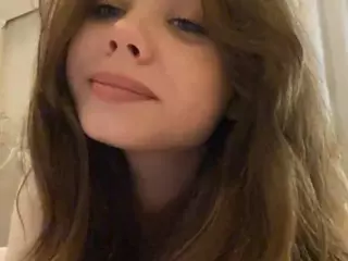 Mia's Live Sex Cam Show